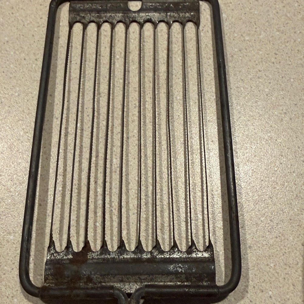Vintage Kitchen Utensils - Picture 7 of 8